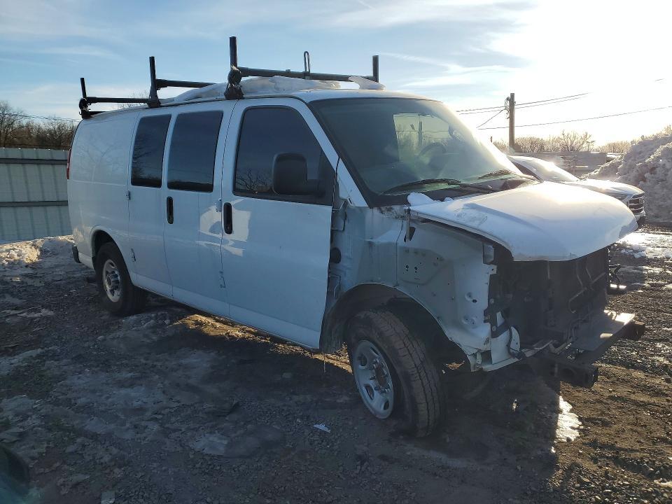 2016 GMC Savana 2500 Cargo Utility / Service van