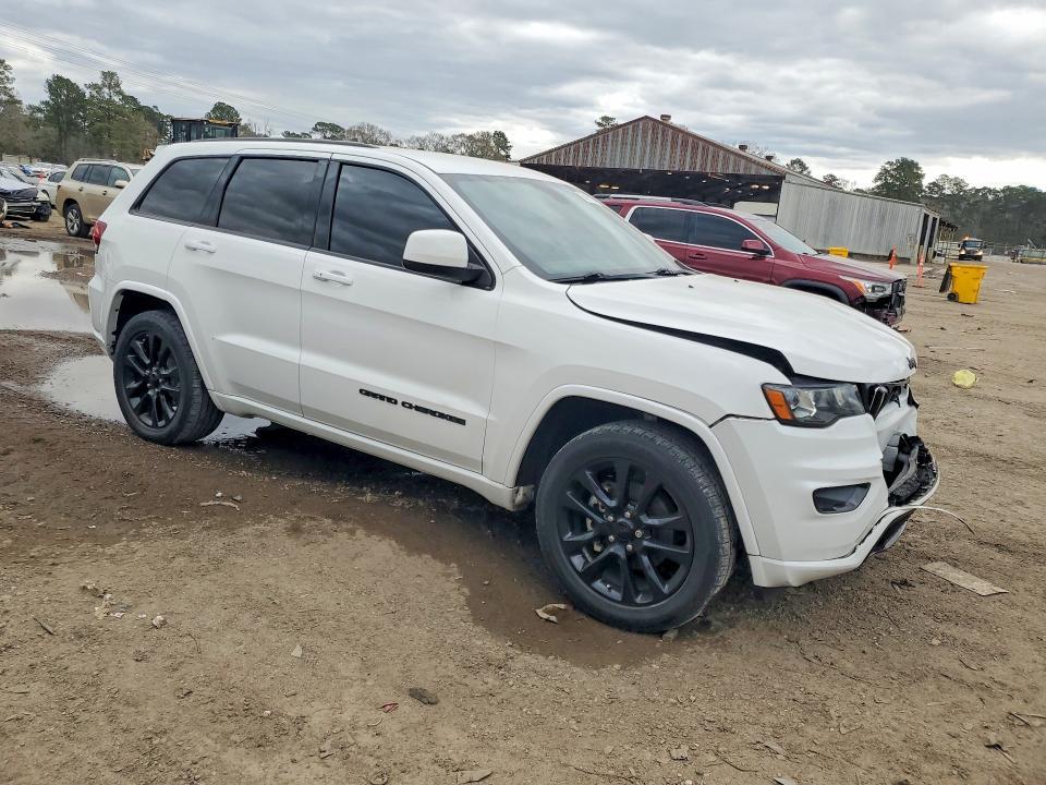 2019 Jeep Grand Cherokee Laredo