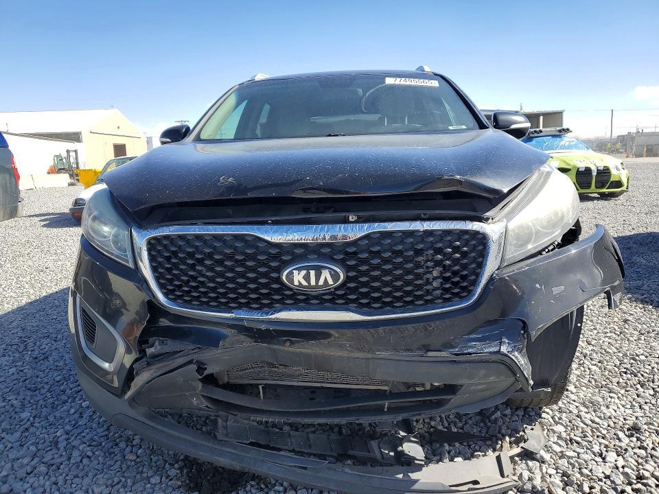 2016 KIA Sorento lx V6
