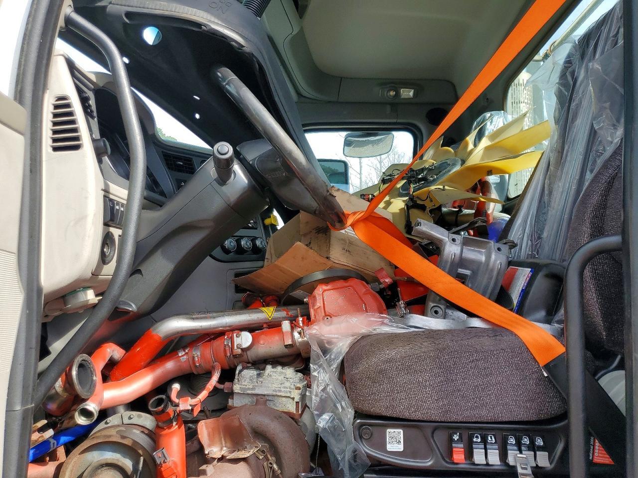 2019 Peterbilt 579 Semi Truck