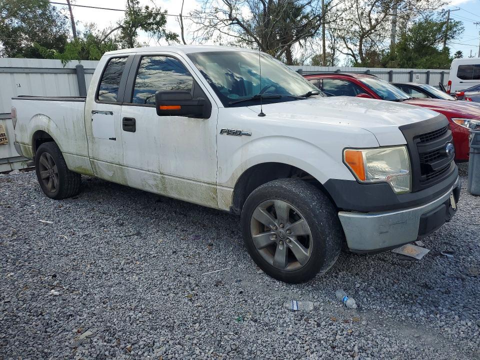 2013 Ford F150 Super cab
