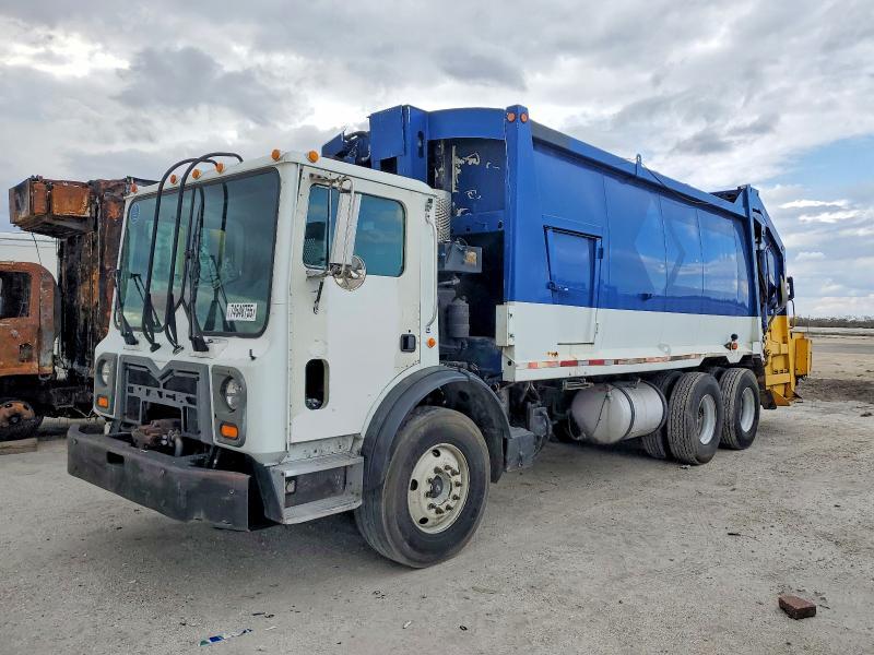 2011 Mack Mru613 Refuse Truck