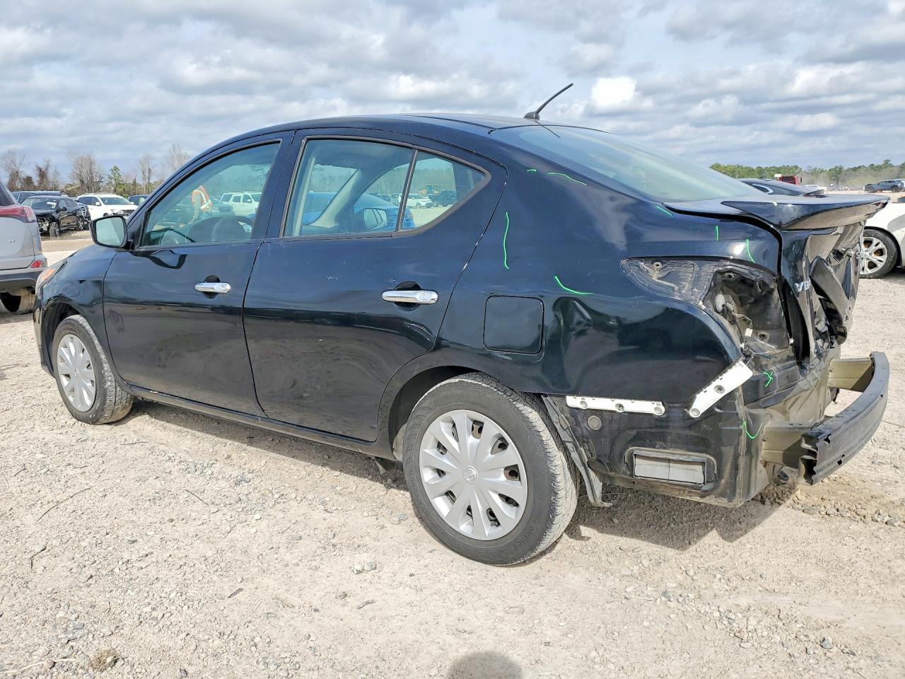 2019 Nissan Versa s