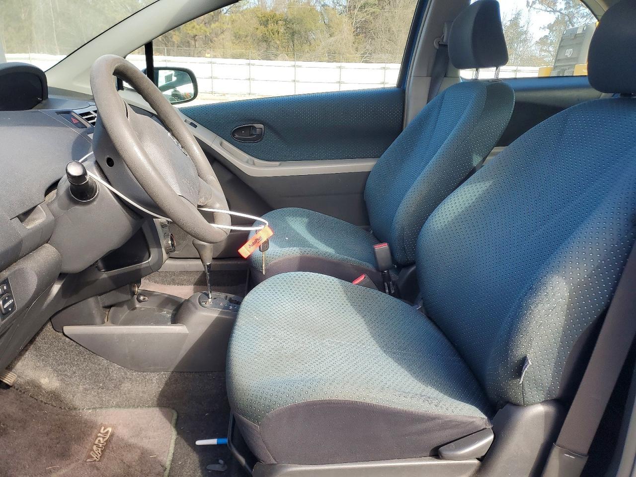 2007 Toyota Yaris 2D