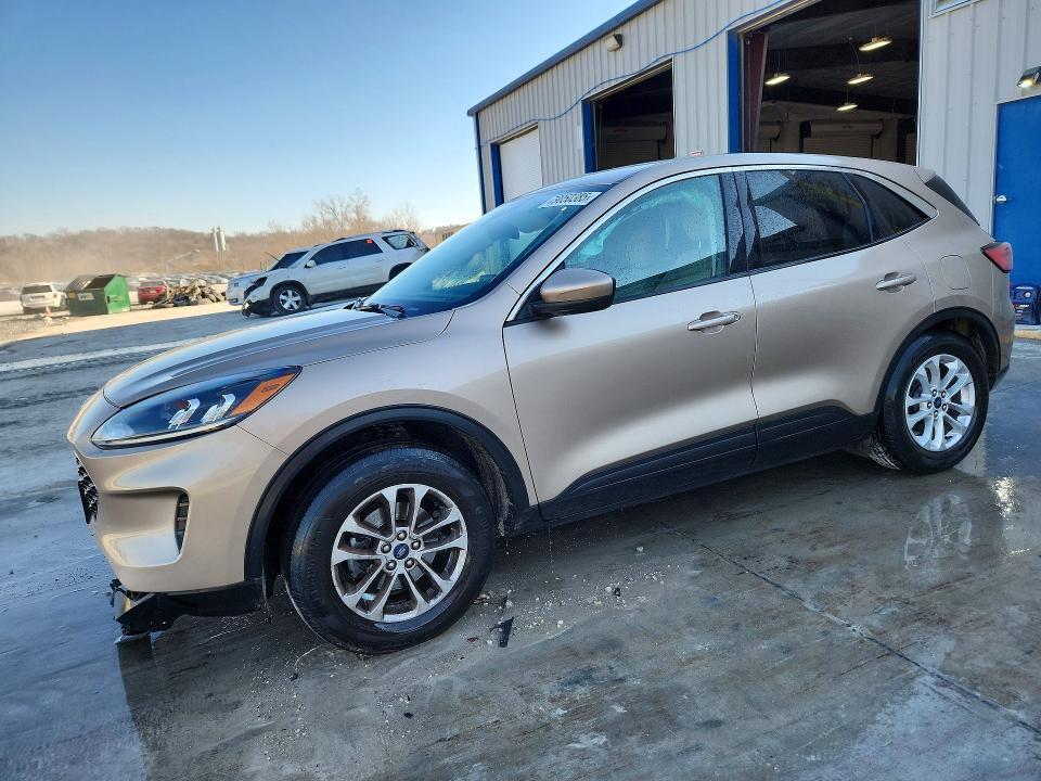 2021 Ford Escape se
