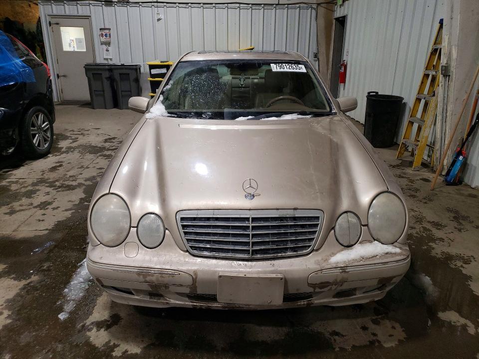 2000 Mercedes-Benz E 320 4matic