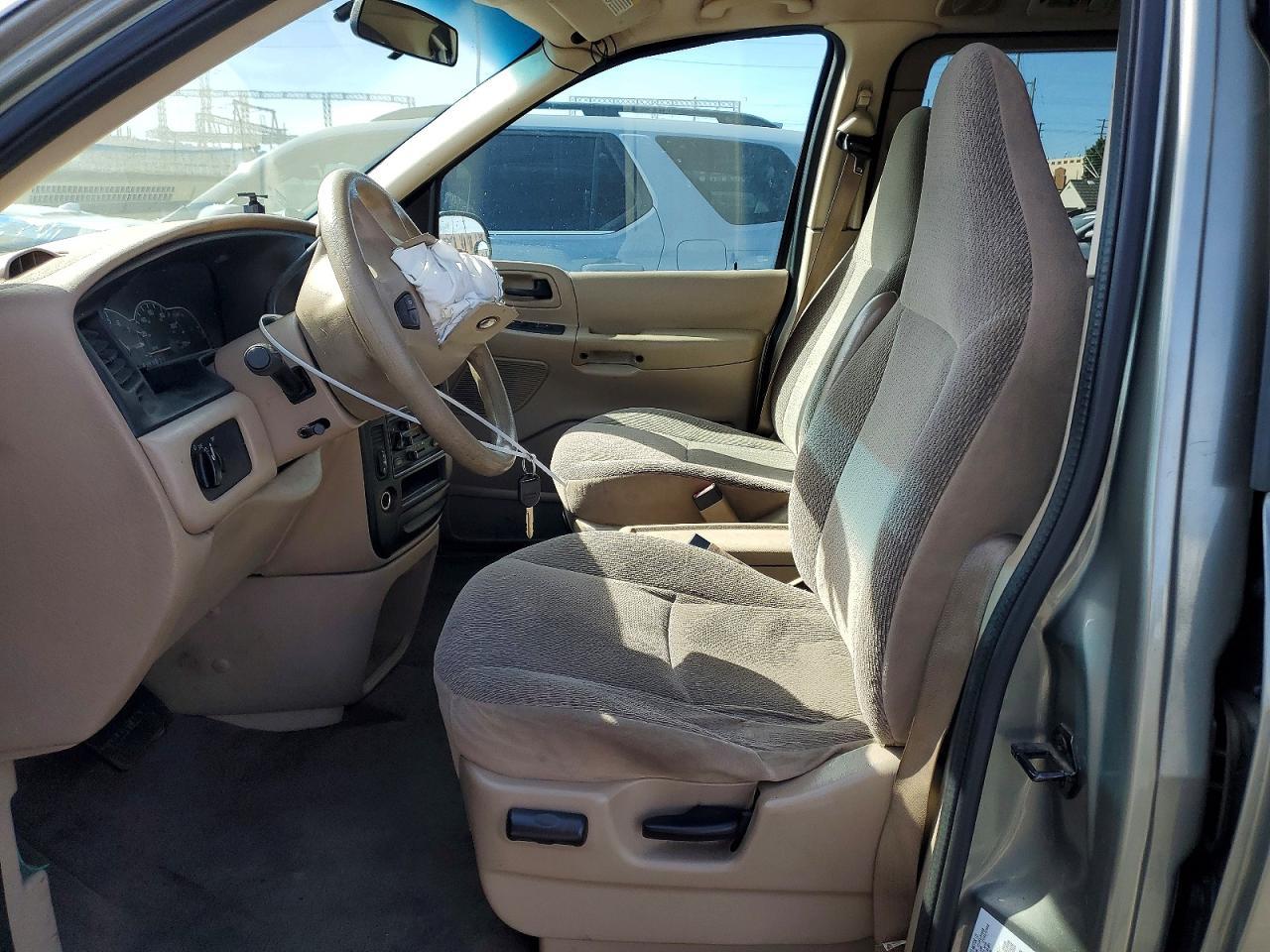 2003 Ford Windstar lx