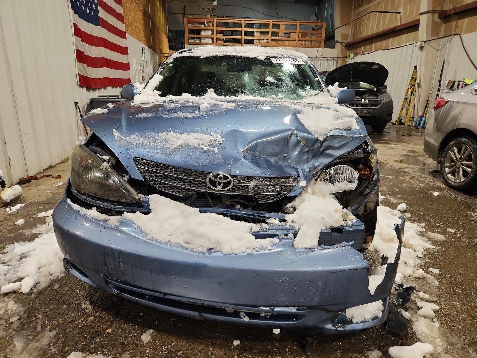 2002 Toyota Camry le