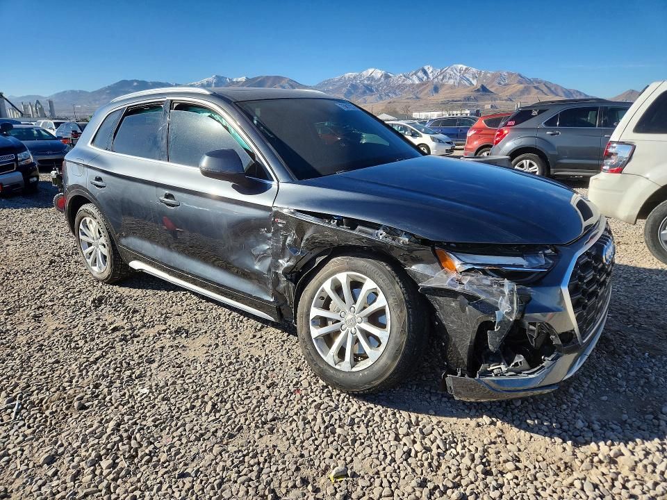 2023 Audi Q5 Prestige 45