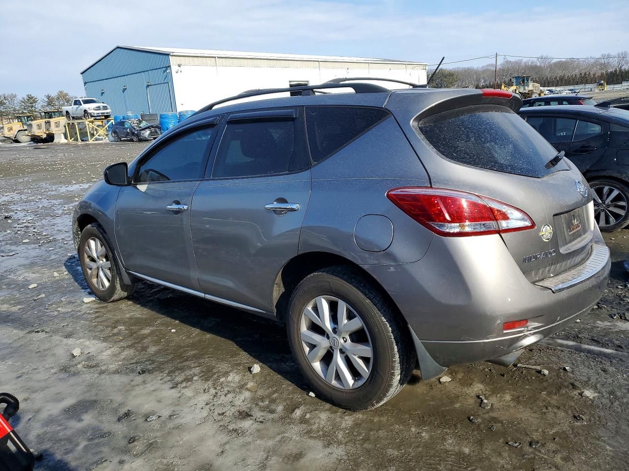 2011 Nissan Murano s
