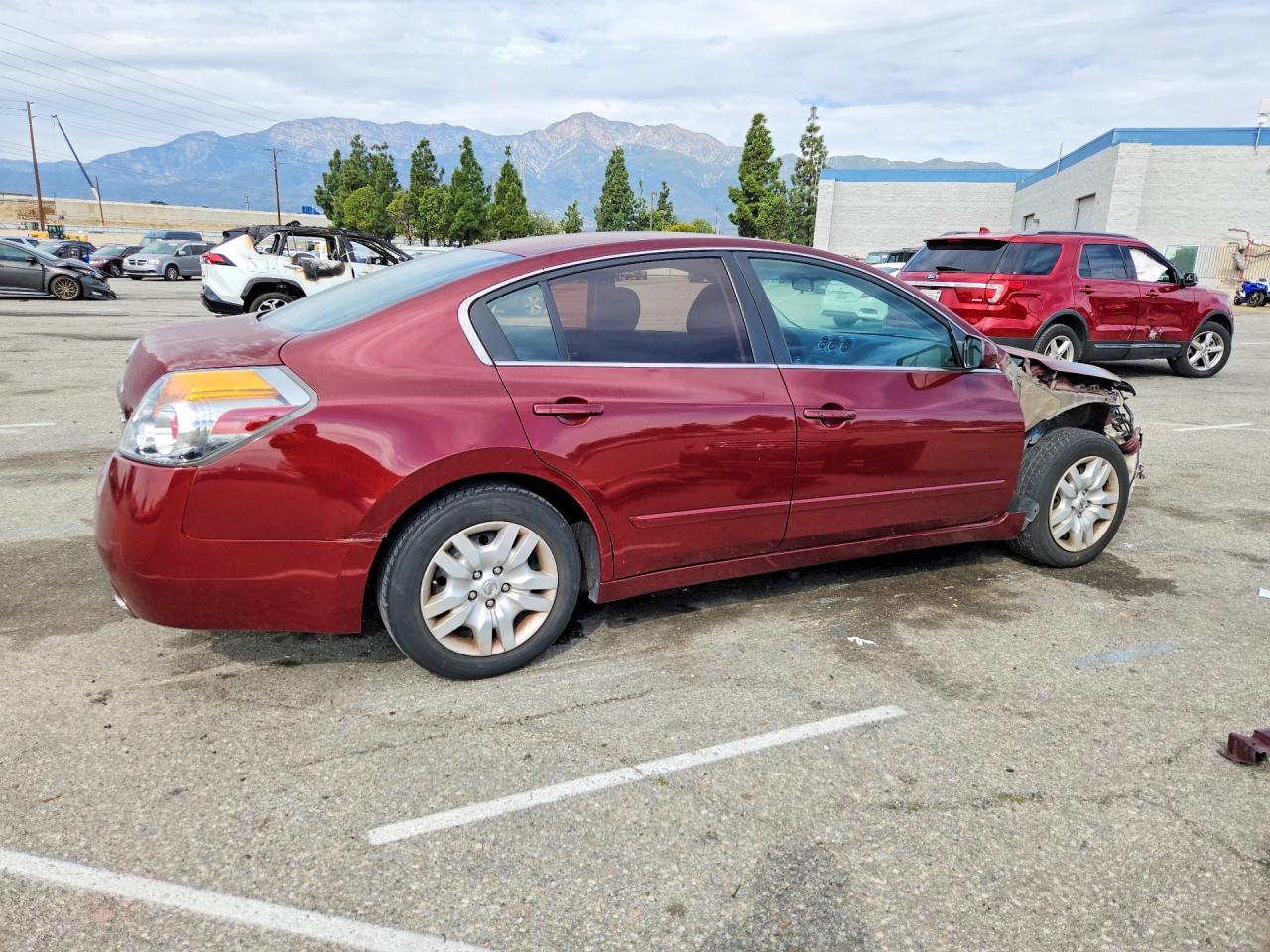 2012 Nissan Altima Base