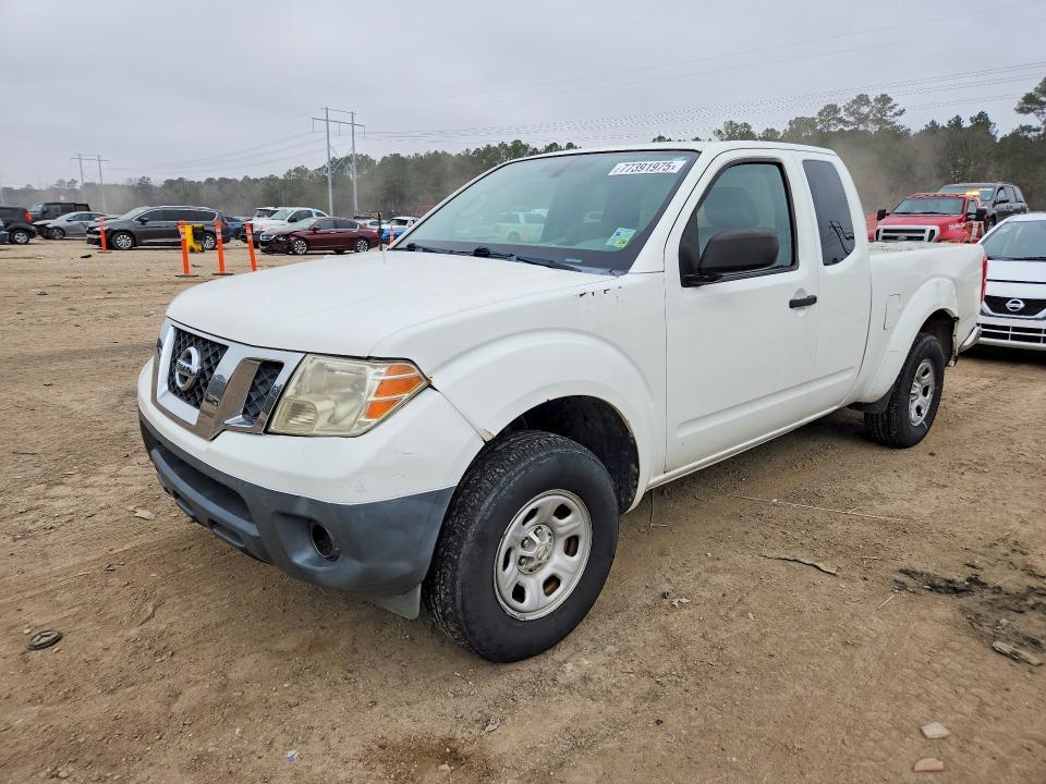 2013 Nissan Frontier s