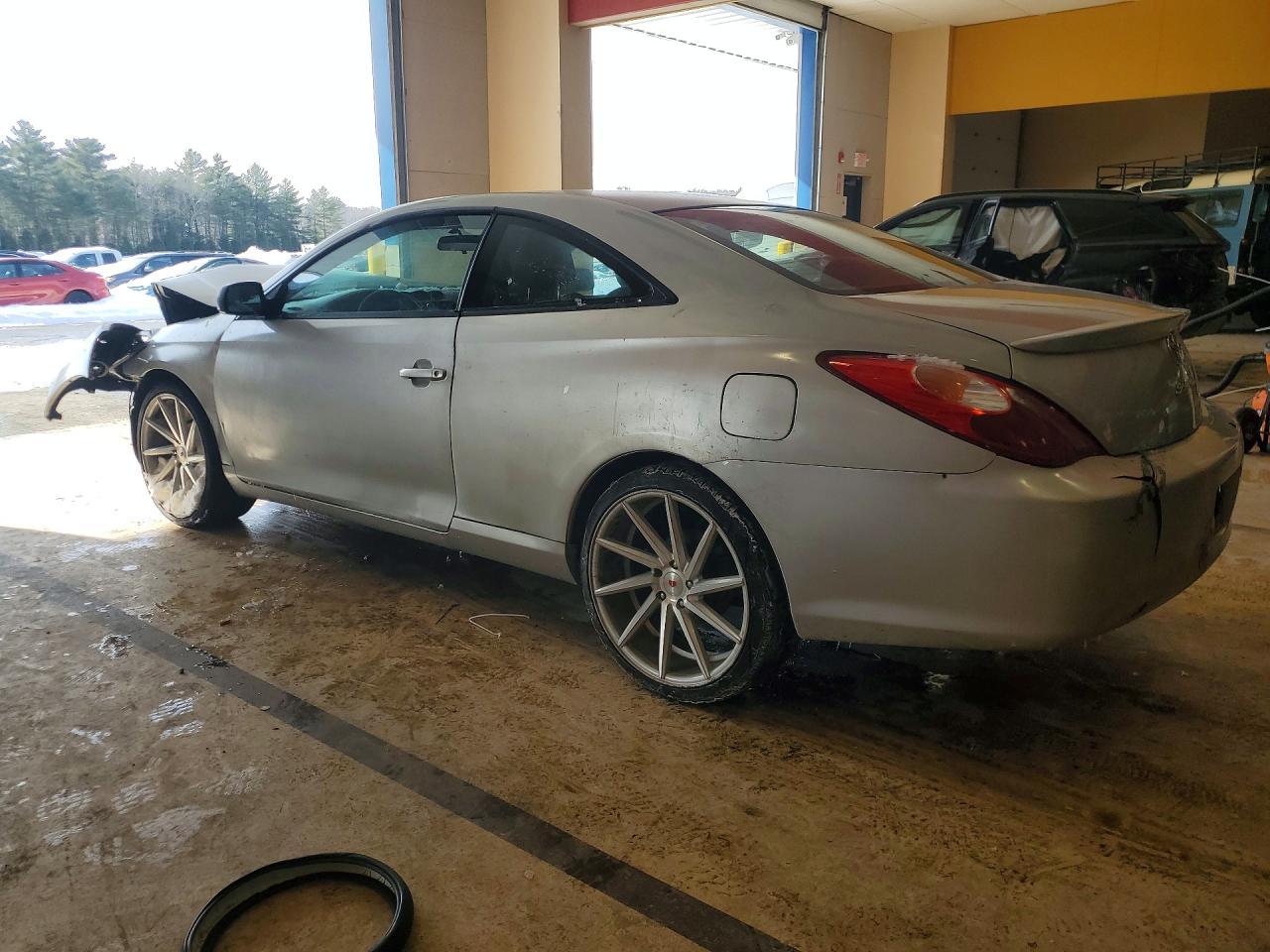 2004 Toyota Camry Solara se
