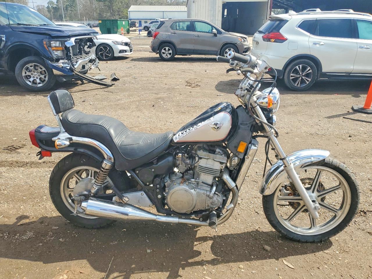 1995 Kawasaki EN500