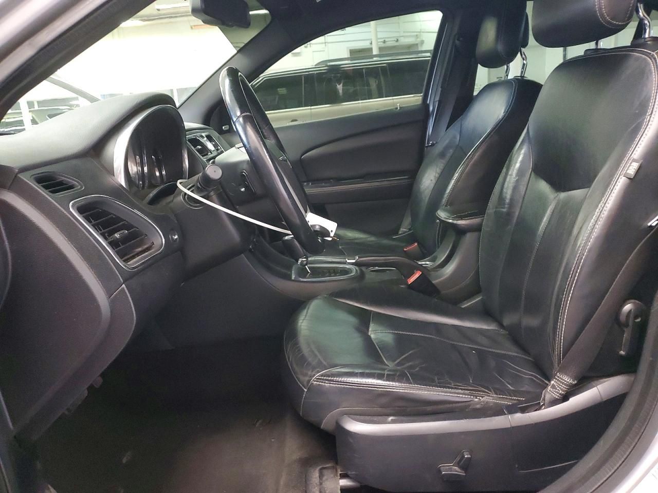 2013 Chrysler 200 Limited