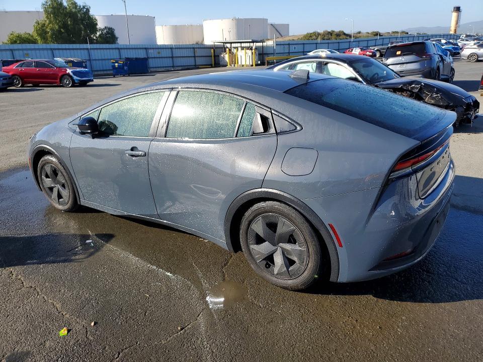 2024 Toyota Prius le