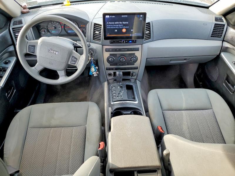 2005 Jeep Grand Cherokee Laredo