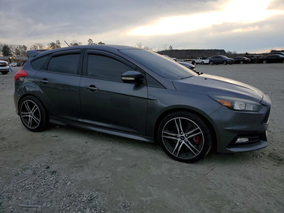 2017 Ford Focus st