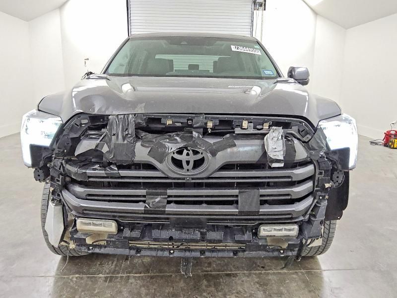 2024 Toyota Tundra Crewmax Limited