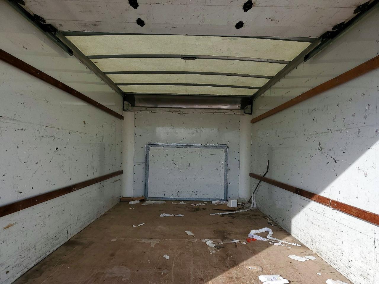 2018 Ford E350 BOX Truck