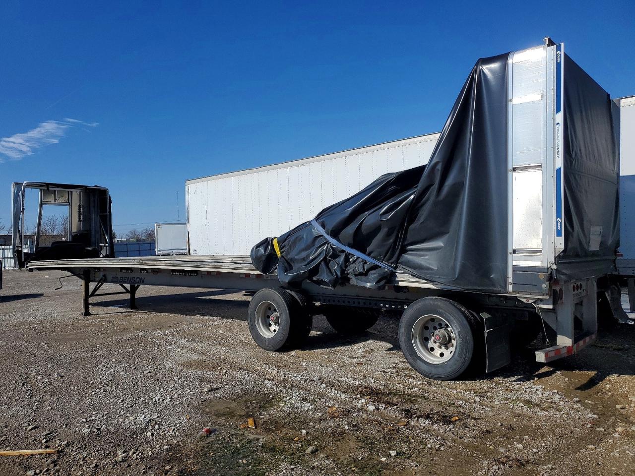 2013 Transcraft Side Curtain Trailer
