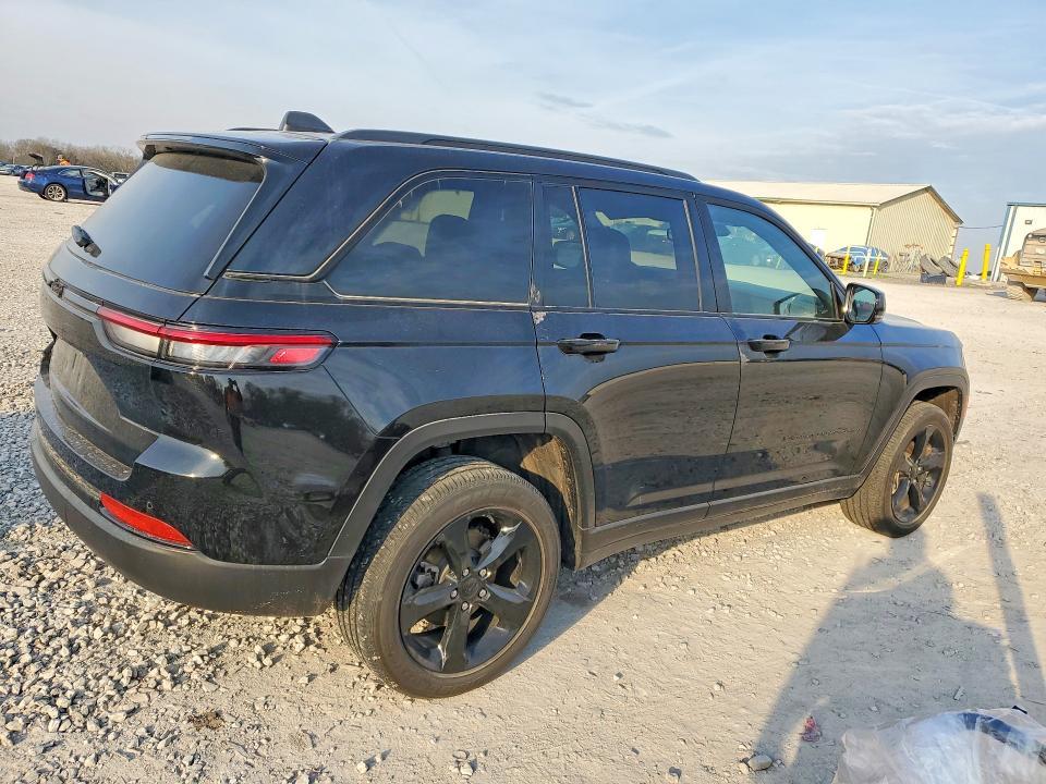 2024 Jeep Grand Cherokee Laredo