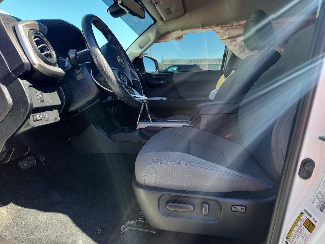 2020 Toyota Tacoma SR5 V6
