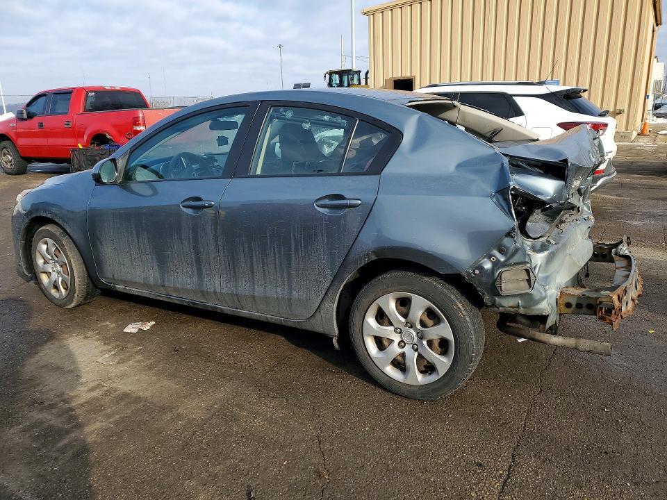 2013 Mazda 3 I