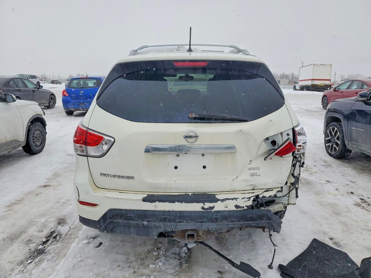 2014 Nissan Pathfinder s