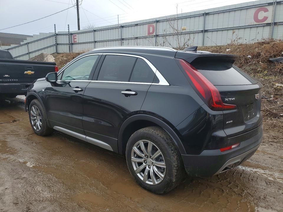 2020 Cadillac XT4 Premium Luxury