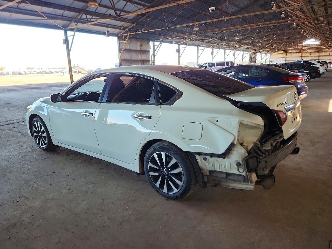 2018 Niss Altima 2.5 sv