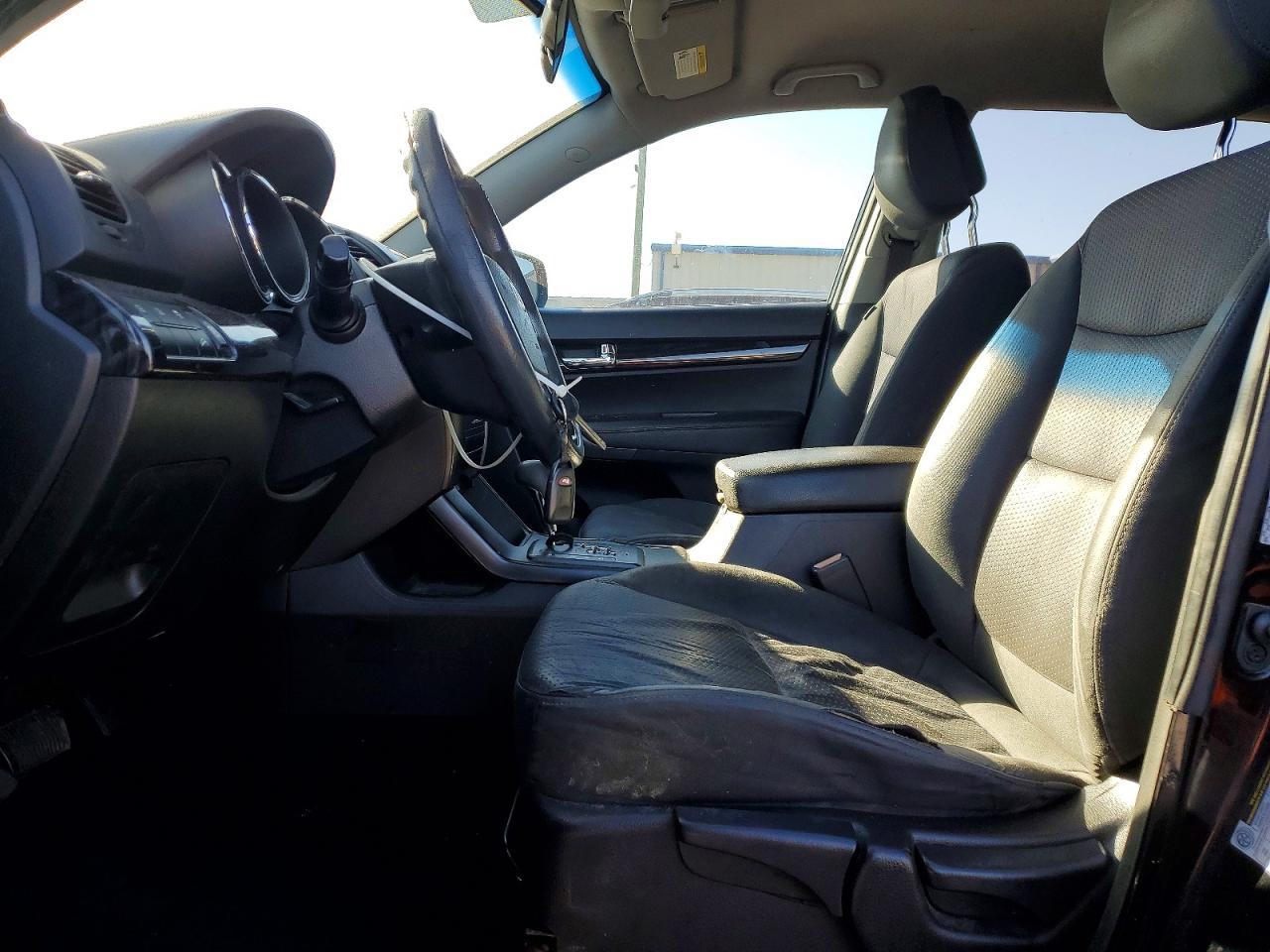 2011 KIA Sorento lx