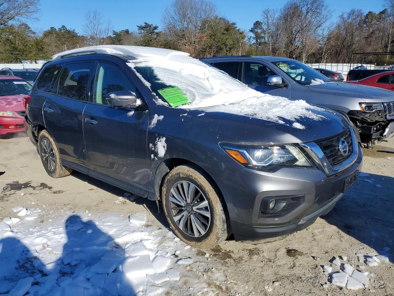 2017 Nissan Pathfinder s