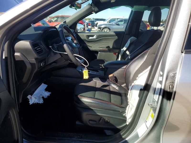 2023 Ford Escape st Line