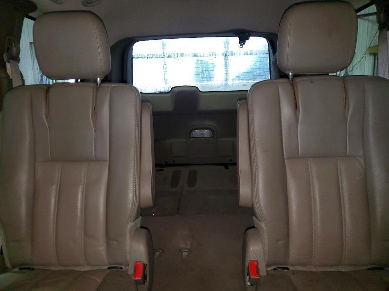 2012 Chrysler Town & Country Touring