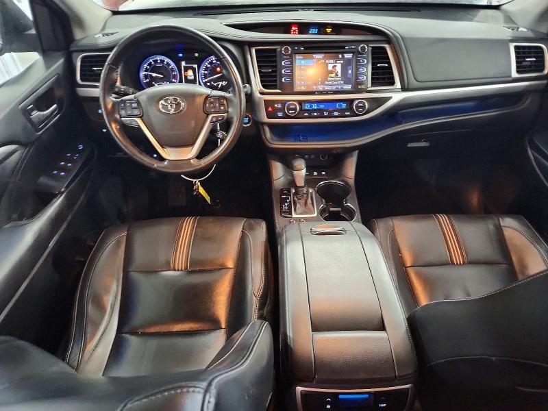2018 Toyota Highlander se