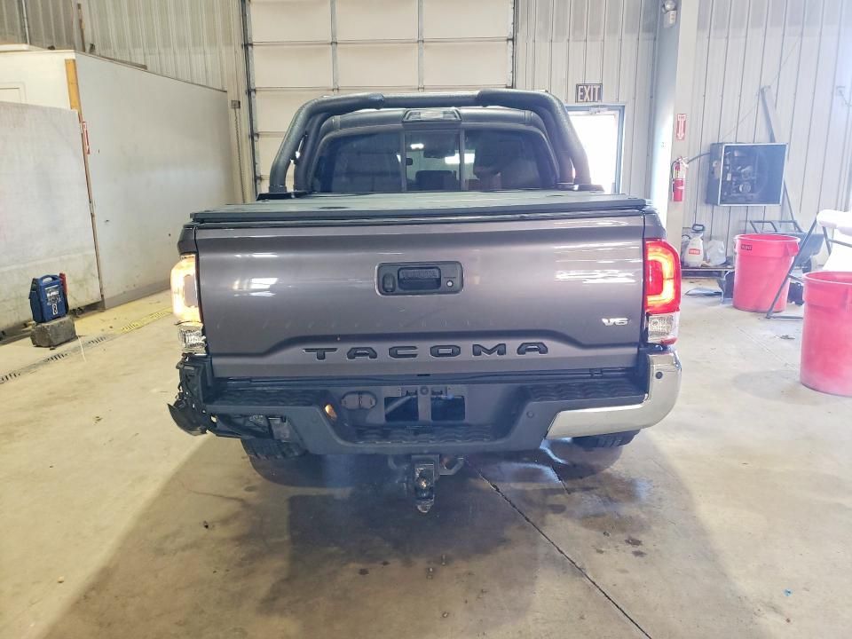 2017 Toyota Tacoma Double cab
