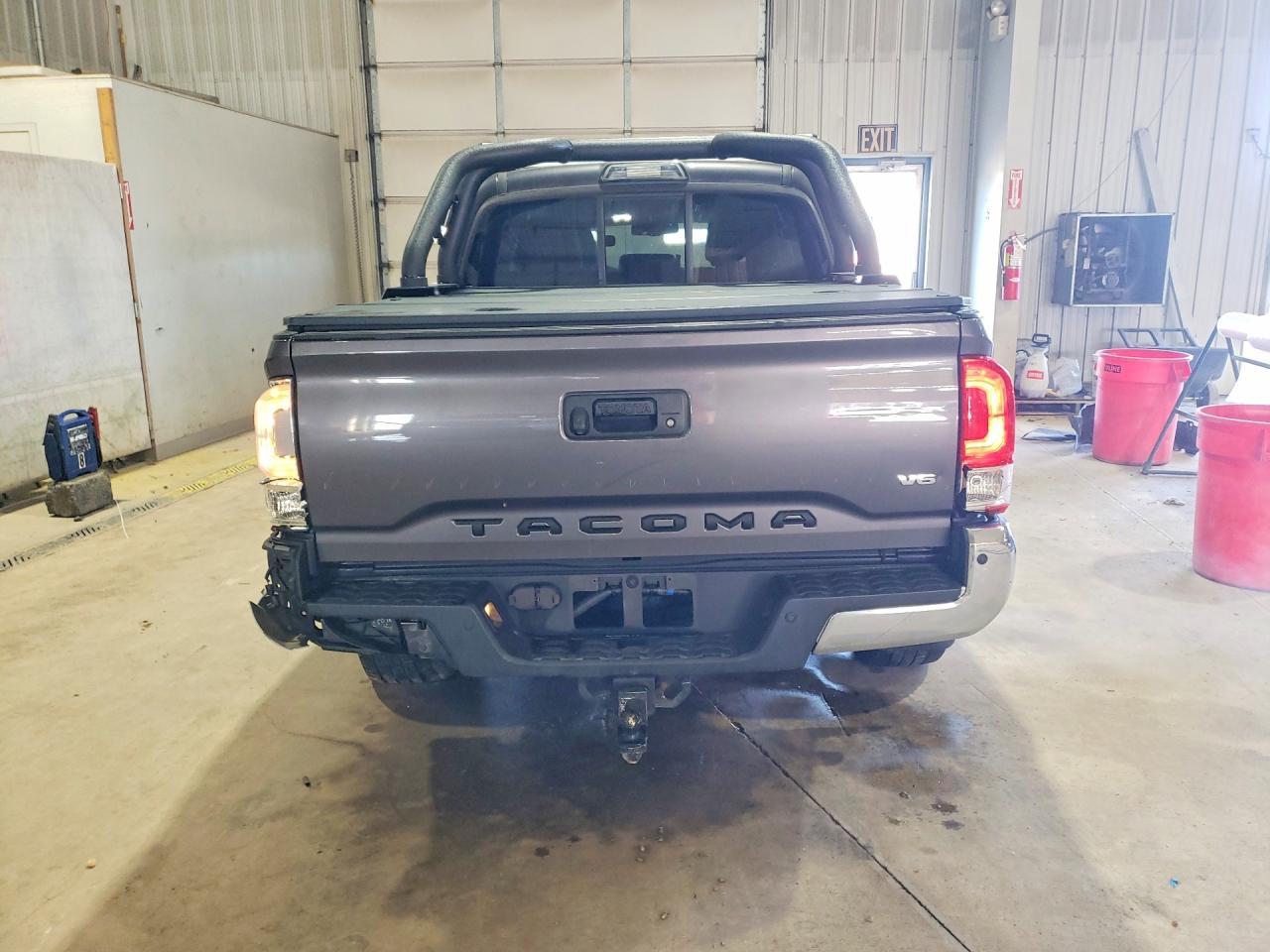 2017 Toyota Tacoma SR5 V6