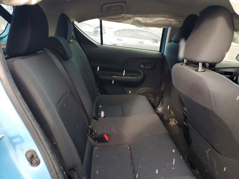 2015 Toyota Prius c two