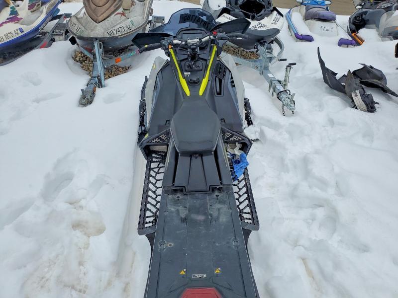 2022 Polari 2022 Paol 850 Switchback Assau