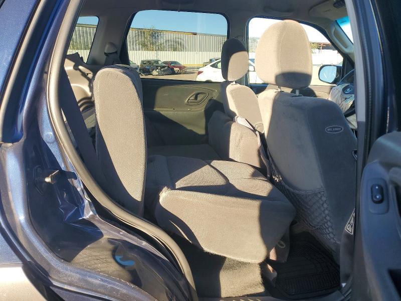2003 Mazda Tribute lx