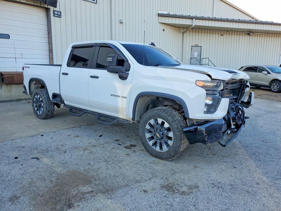 2022 Chevrolet Silverado K2500 Custom