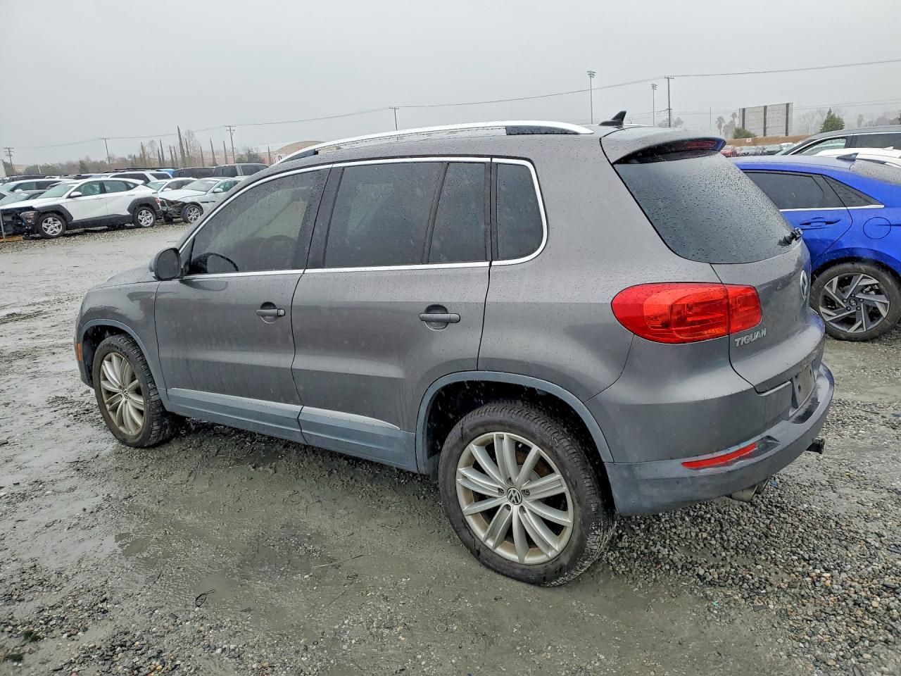 2012 Volkswagen Tiguan s