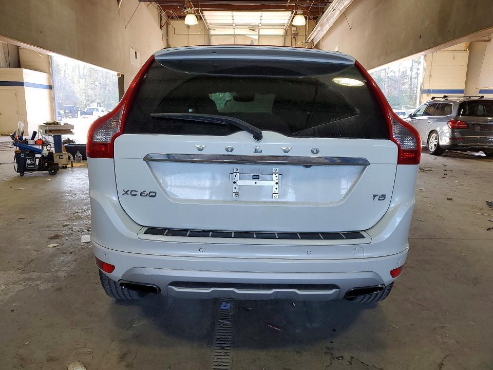 2017 Volvo Xc60 T5 Dynamic