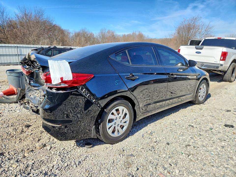 2018 Hyundai Elantra se