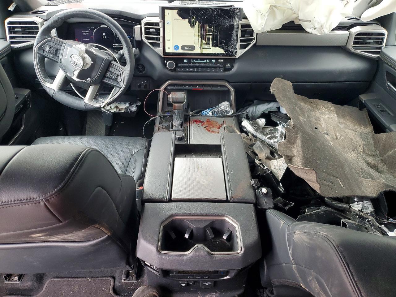 2025 Toyota Sequoia SR5