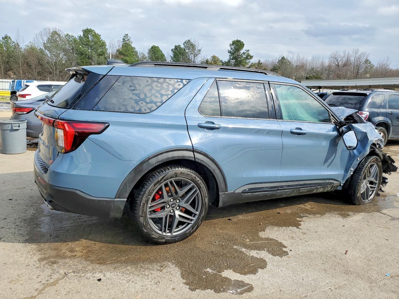 2025 Ford Explorer st