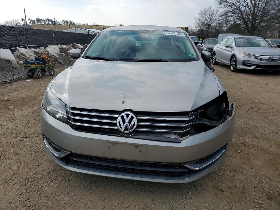 2012 Volkswagen Passat se
