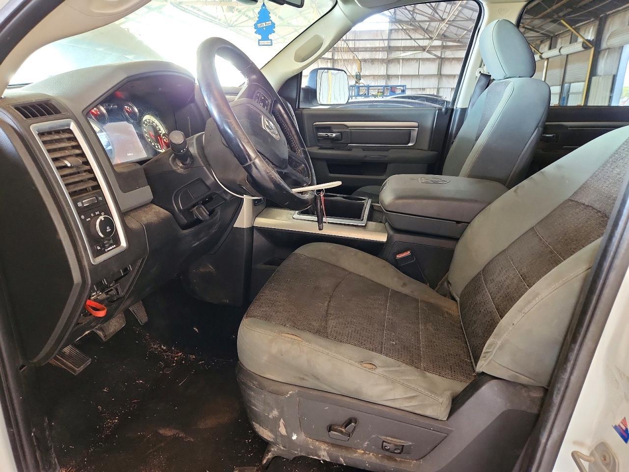 2015 Dodge RAM 1500 SLT