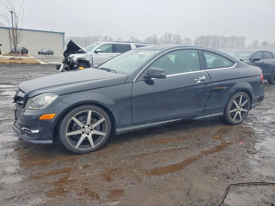 2015 Mercedes-Benz C 250